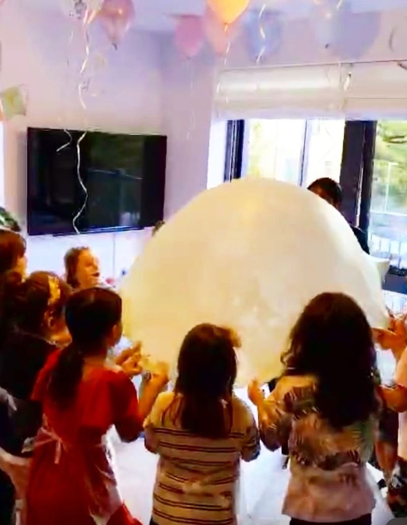 A real photo from a Jazzy Slime party (50)