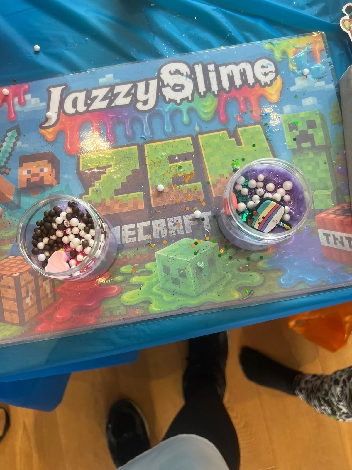 A real moment of slime-making fun at a Jazzy Slime party (8)
