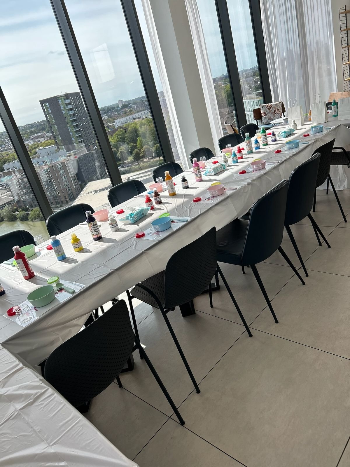A real Jazzy Slime party setup, styled and ready for guests (3)