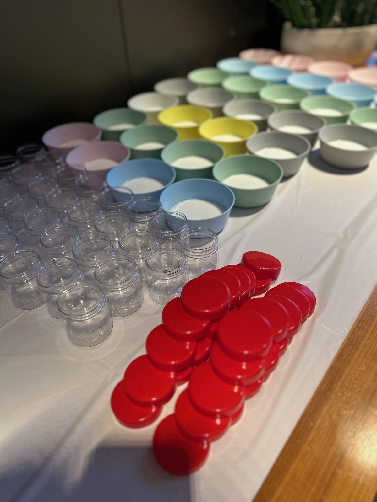 A real Jazzy Slime activity station in use at a party (41)