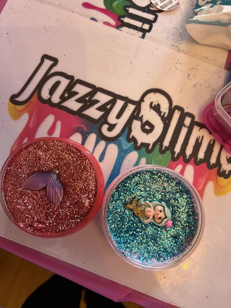 A real photo from a Jazzy Slime party (140)