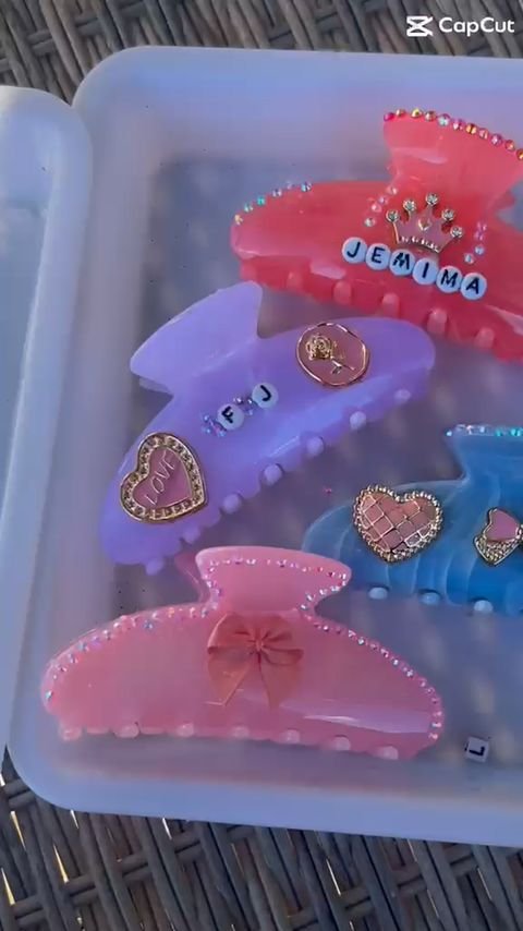 A real video clip from a Jazzy Slime party (12)